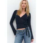 Bild von Gina Tricot – Wrap top – wickeloberteile – Blau – M – Dame